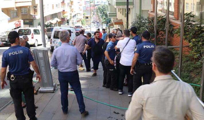 Kaçan boğayı cadde ortasında kestiler