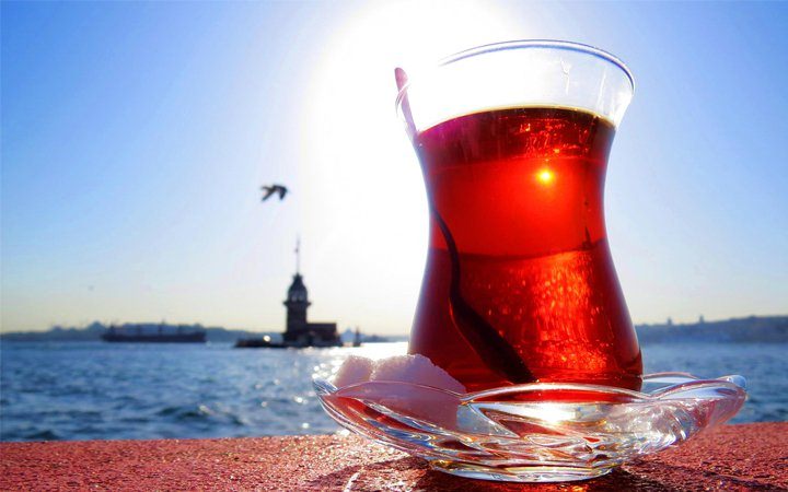 Siyah çayın faydaları nelerdir? Neye iyi gelir? Hangi tedavilerde kullanılır?