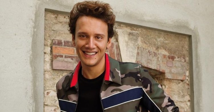 Edis, o şarkıya belediye otobüsünde klip çekti