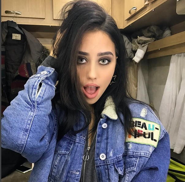 Zeynep Alkan'ın çişi geldiğinde bu şarkıyı söyleyerek tutuyormuş