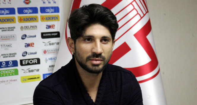 Can Arat kimdir? Samuel Eto'o ve Can Arat tartışması