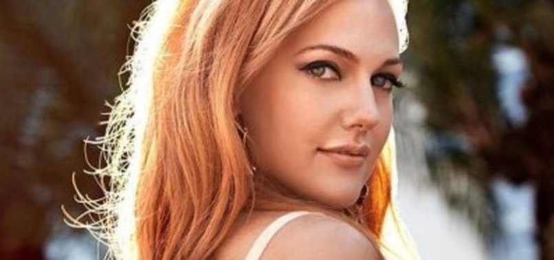 Hatice'den Meryem Uzerli'nin resmine yorum!