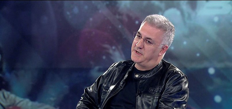 Tamer Karadağlı Kimdir, İnstagram Hesabından Tarihi Ayar