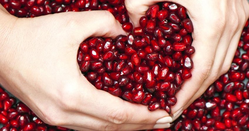 Narın faydaları nelerdir? Nar neye iyi gelir? Kolay nar soyma tekniği