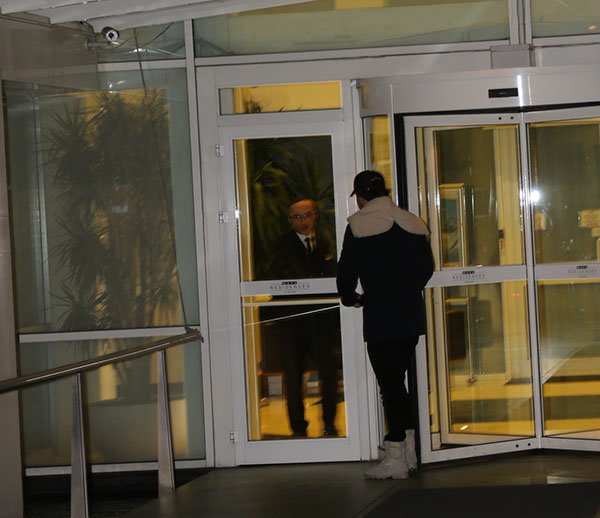 Bestemsu Özdemir Kimdir | Çağatay Ulusoy'un Yeni Sevgilisi