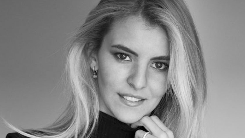 Burcu Gündoğar Urfalı Kimdir | Jet Kazasında Hayatını Kaybetti