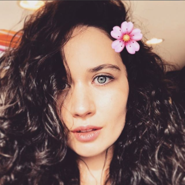 Sen Anlat Karadeniz Berrak kimdir? (İlayda Çevik)