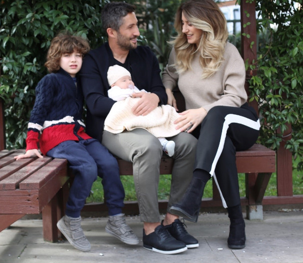 Sabri Sarıoğlu'nun pilot eşinden ayrılık iddialarına yanıt geldi