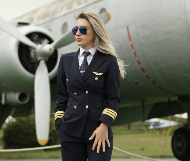 Sabri Sarıoğlu'nun pilot eşinden ayrılık iddialarına yanıt geldi