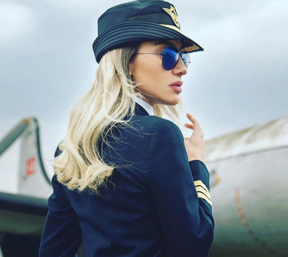 Sabri Sarıoğlu'nun pilot eşinden ayrılık iddialarına yanıt geldi