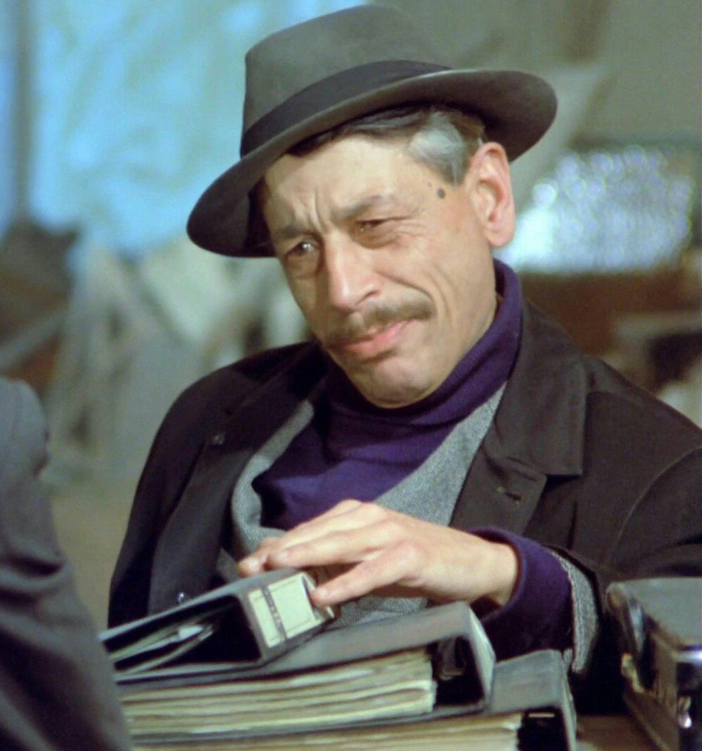 Üç kağıtçı filminin konusu nedir? Oyuncuları kimdir? Nerede ve kaç yılında çekildi?