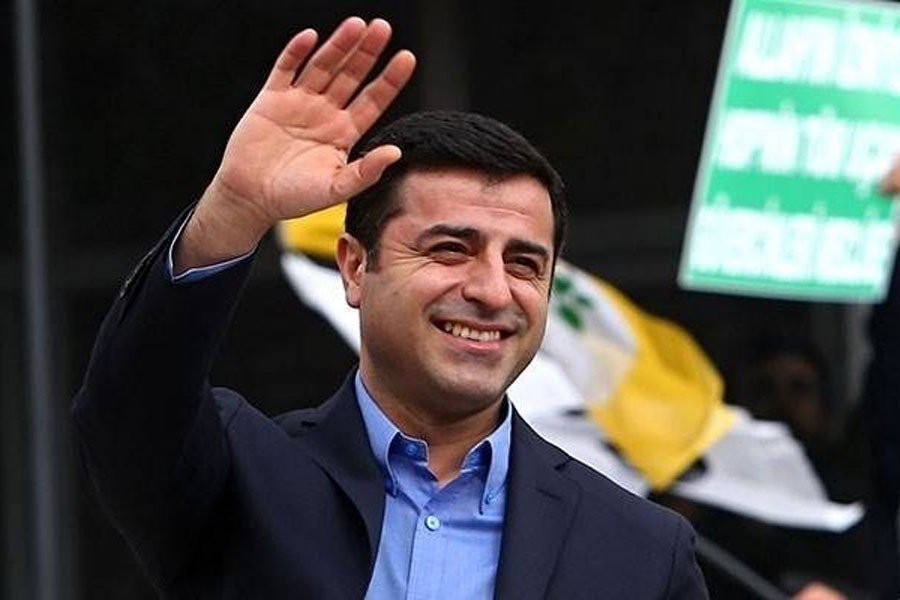 Selahattin Demirtaş kimdir, aslen nerelidir, kaç yaşındadır | Neden cezaevinde