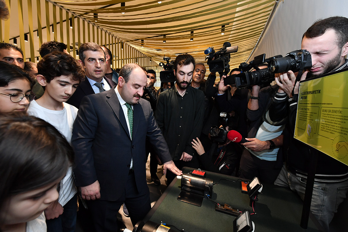  Üsküdar Bilim Merkezi'nin açılışı Bakan Varank'ın da katılımıyla gerçekleşti