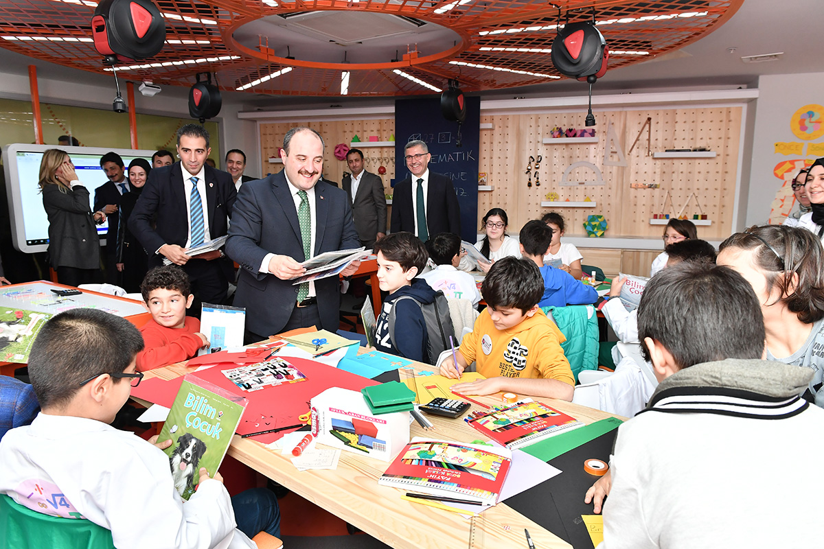  Üsküdar Bilim Merkezi'nin açılışı Bakan Varank'ın da katılımıyla gerçekleşti
