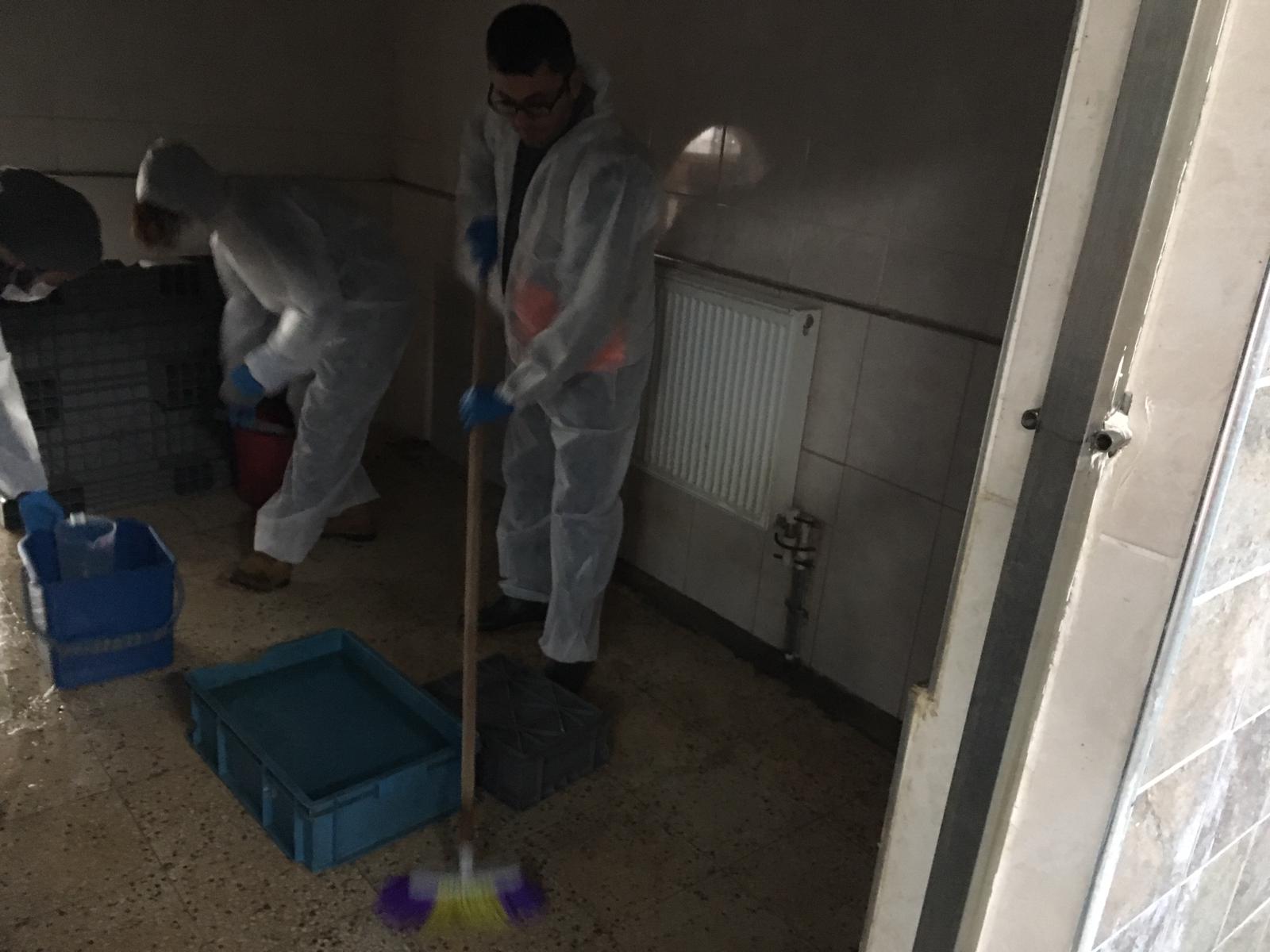 MÜHAK gönüllüleri hayvan barınaklarını ziyaret etti