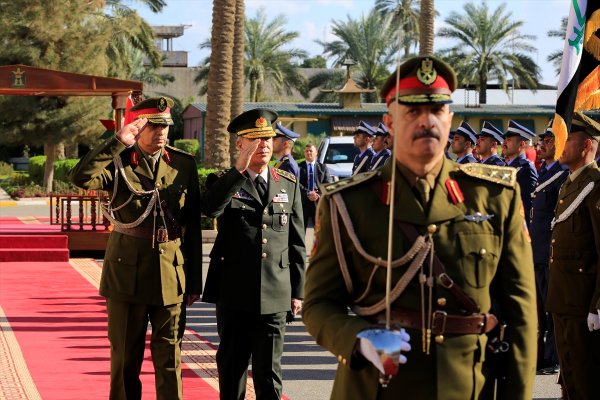 Orgeneral Hulusi Akar Irak'ta