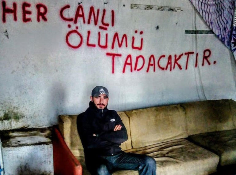 'Alın terimi alanı vururum...' dedi ve kurşun yağdırdı!