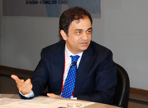 Dr. Hayri Baraçlı kimdir? Dr. Hayri Baraçlı nerede doğdu? 