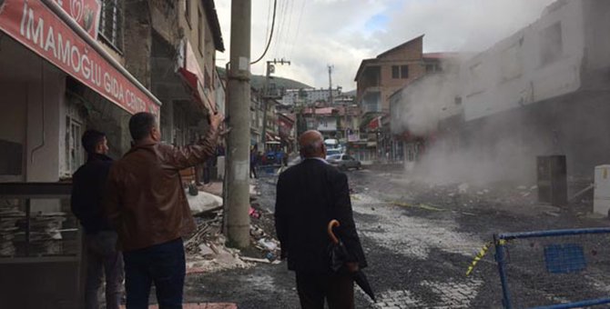 60 Yıllık Cami ve Minaresi Böyle Yıkıldı