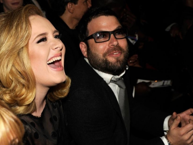 Dünyaca Ünlü şarkıcı Adele boşanıyor