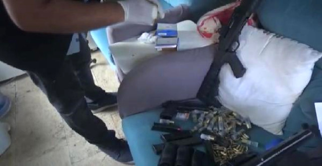 Adnan Oktar'ın evinden cephanelik çıktı: Uzun namlulu silahlar dikkatlerden kaçmadı