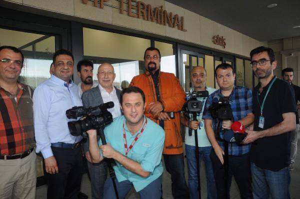 Steven Seagal kimdir? 