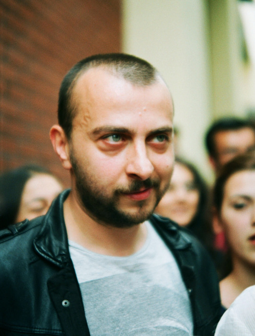 Hazal Kaya'yla Ali Atay evleniyor!