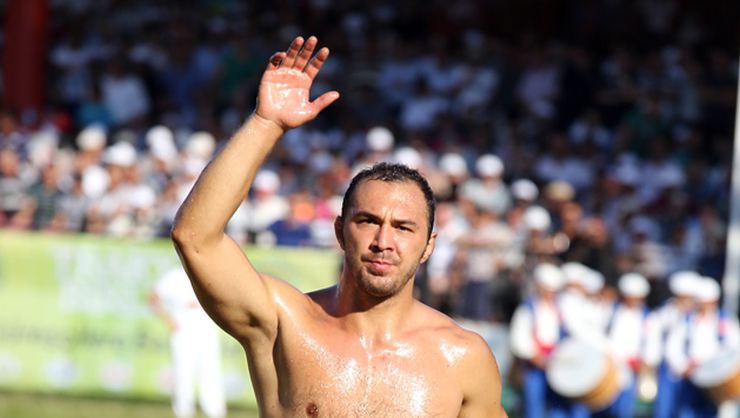 Ali Gürbüz kimdir? Kaç Yaşında? Nereli? 2019 Kırkpınar Başpehlivanı kimdir?