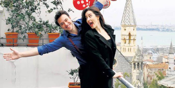 Ünlü çiftten müjdeli haber geldi! İkiz bebekleri olacak!