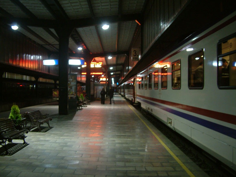 TCDD Pendik'te 3 Dükkan Kiralik | Pendik Tren Garında Kiralık Dükkanlar