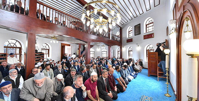 Fatma Hatun Camii ibadete açıldı