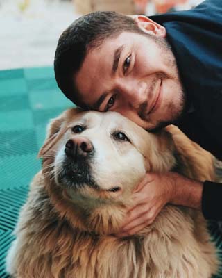 Atakan Özyurt kimdir? aslen nerelidir, kaç yaşındadır? Atakan Özyurt'un sevgilisi kimdir? 