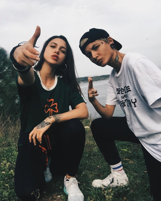 Nil Makaracı Kimdir, Kaç Yaşında ve Nerelidir | Nil Makaracı Lezbiyen mi