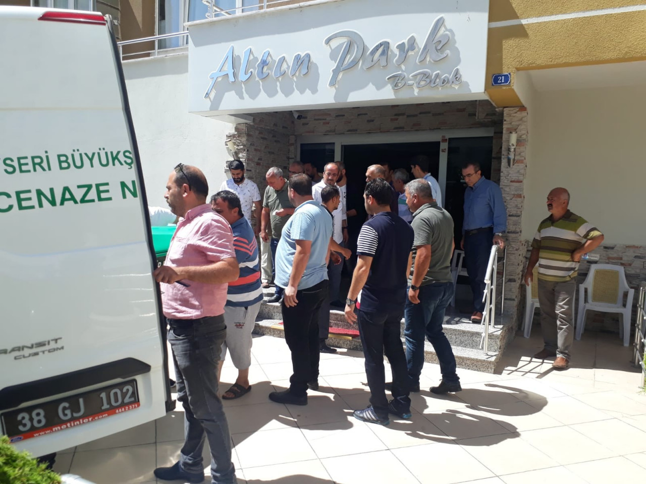 Aile sırrı aile faciasına döndü