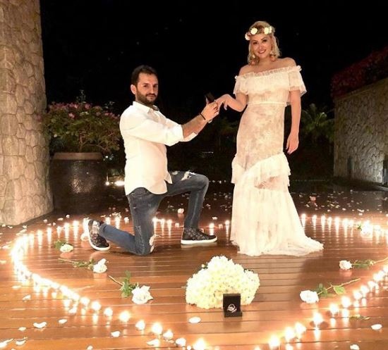 Aylin Coşkun ile Volkan Aslan bu akşam evleniyor