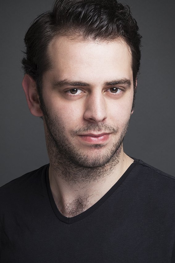 Eda Pera Küçük Kimdir | Kim Tarafından Darp Edildi