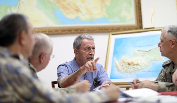 Milli Savunma Bakanı Akar'dan Kıbrıs mesajı