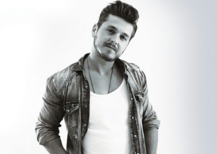 baris-yurtcu-Deniz Baysal ile Barış Yurtçu nişanlandı! Deniz Baysal kimdir?.jpg