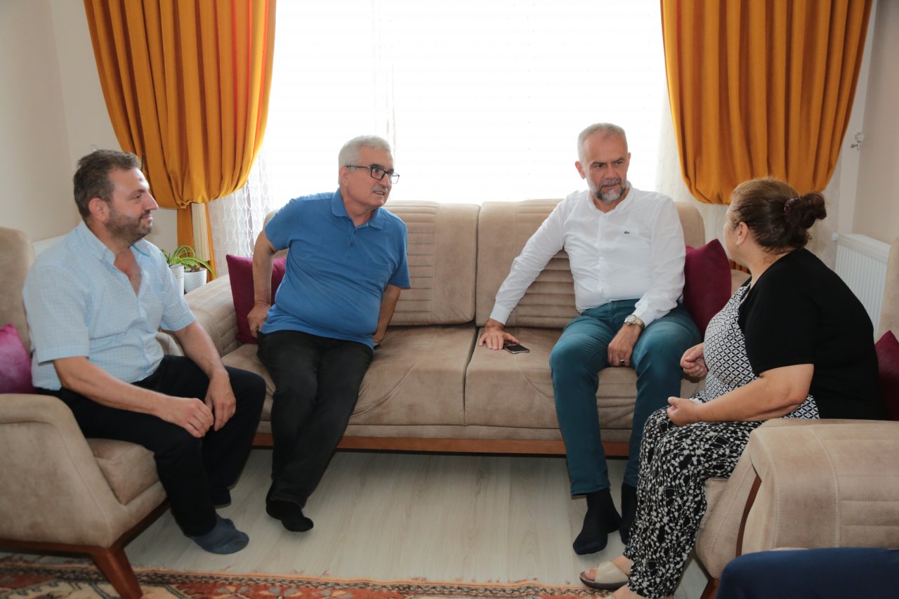 Başkan Poyraz "Hoş Geldin Bebek" ziyaretlerine devam ediyor