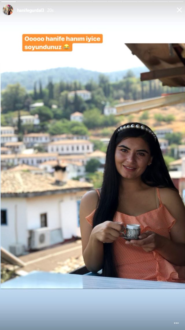 Gelin adayı Hanife Gürdal "İyice soyundun" eleştirilerini tiye aldı