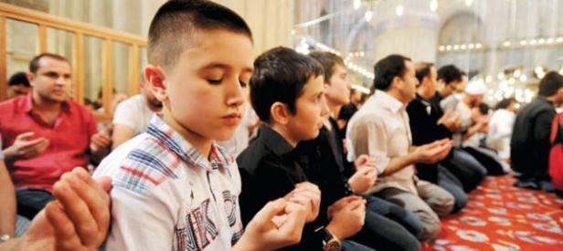 Bayram namazı kaç rekattır? Bayram namazı nasıl kılınır?