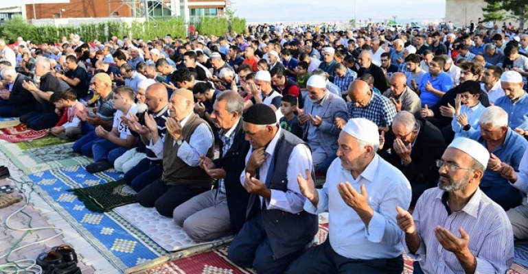 bayram-namazi-saati.jpg