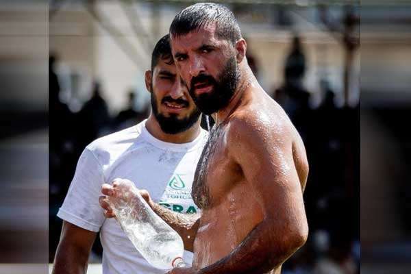 Kırkpınar Yağlı Güreşleri Başaltı pehlivanı Özkan Yılmaz oldu