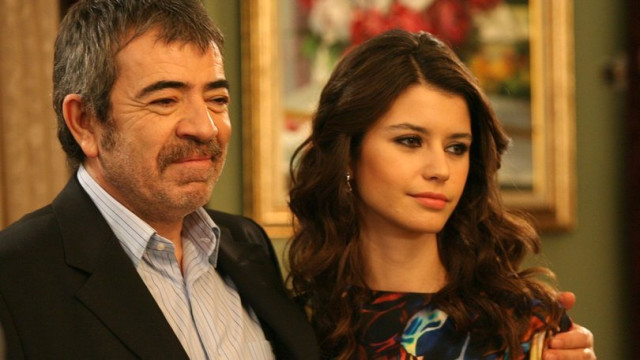 Beren Saat ve Selçuk Yöntem yıllar sonra aynı projede yer alacak