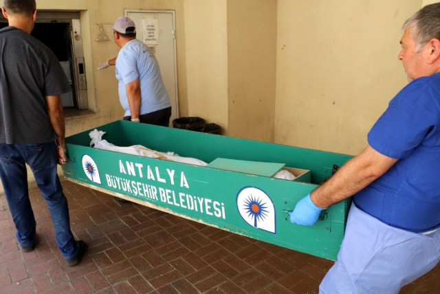 Bir tabutta iki can!