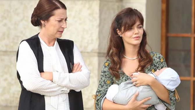 Vahide Perçin oyunculuğu bırakıyor mu? Vahide Perçin kimdir?