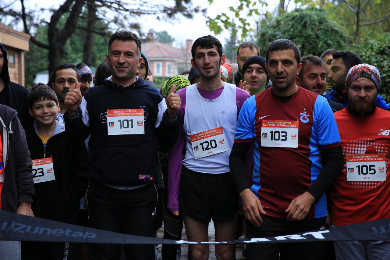 Bisiklet yarışı ve Halk koşusu renkli görüntülere sahne oldu!