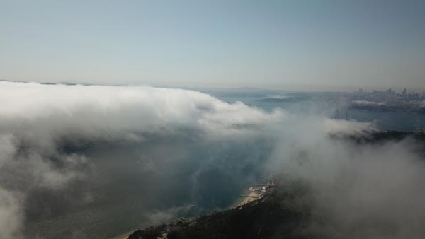 İstanbul Boğazı'nda Bir İlk! Yüzlerce Gemi Sıra Bekliyor
