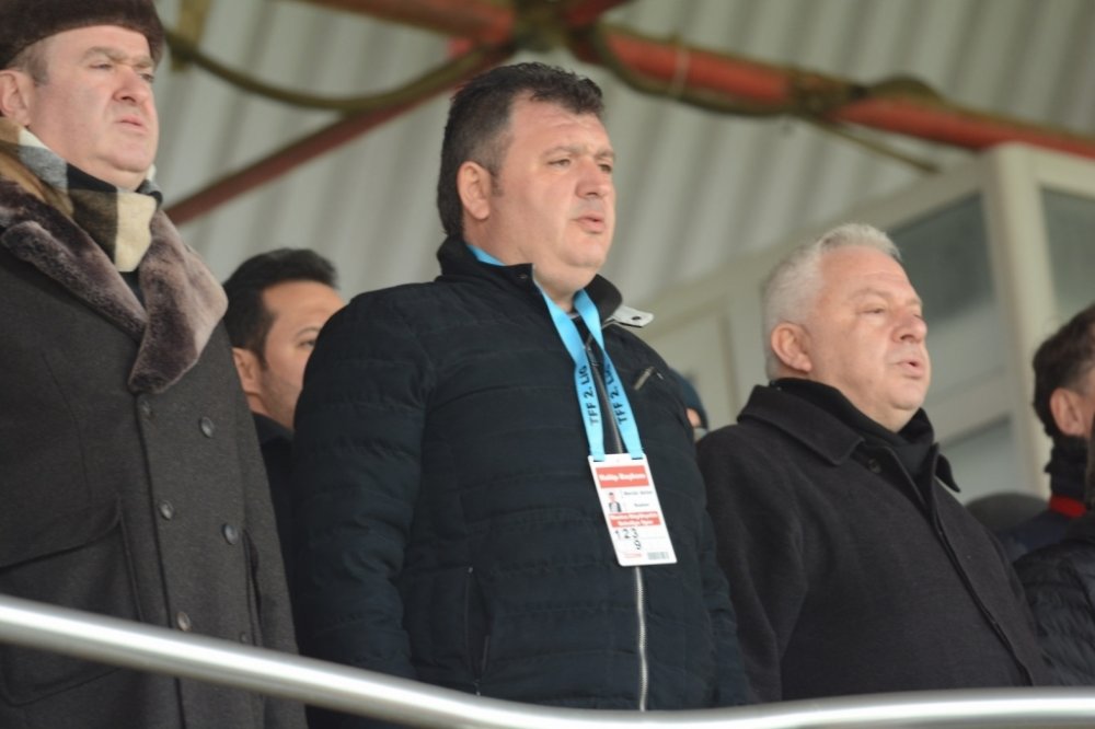 Pendikspor Manisa BBSK Karşısnda galibiyeti koruyamadı