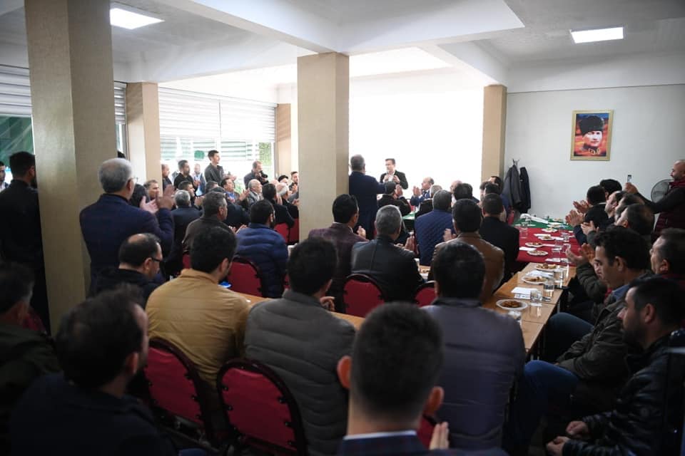 Tuzla'da 200 kişilik CHP'li Grup Şadi Yazıcı'yı destekleme kararı aldı